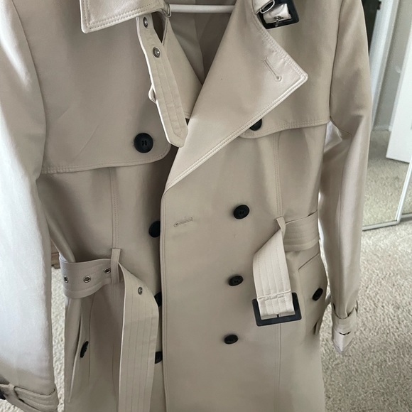 Trench coat brand new, bought in London - Picture 2 of 6